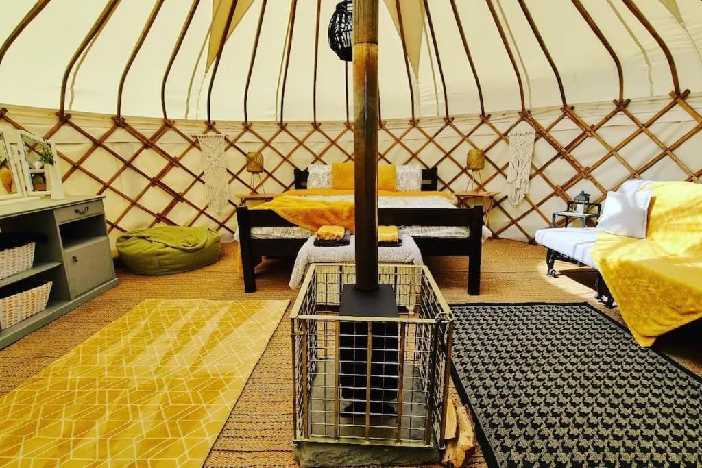 Luxury tent Bronfelen Yurt Cynghordy