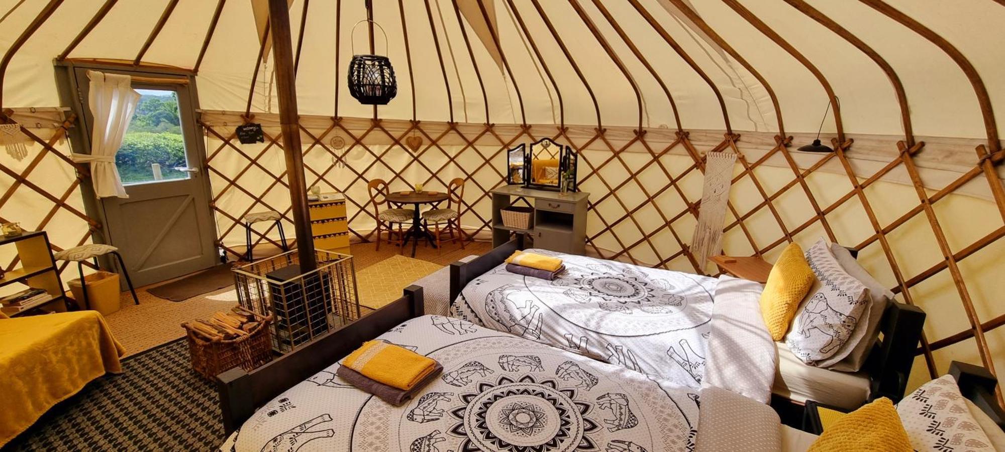 Luxury tent Bronfelen Yurt Cynghordy