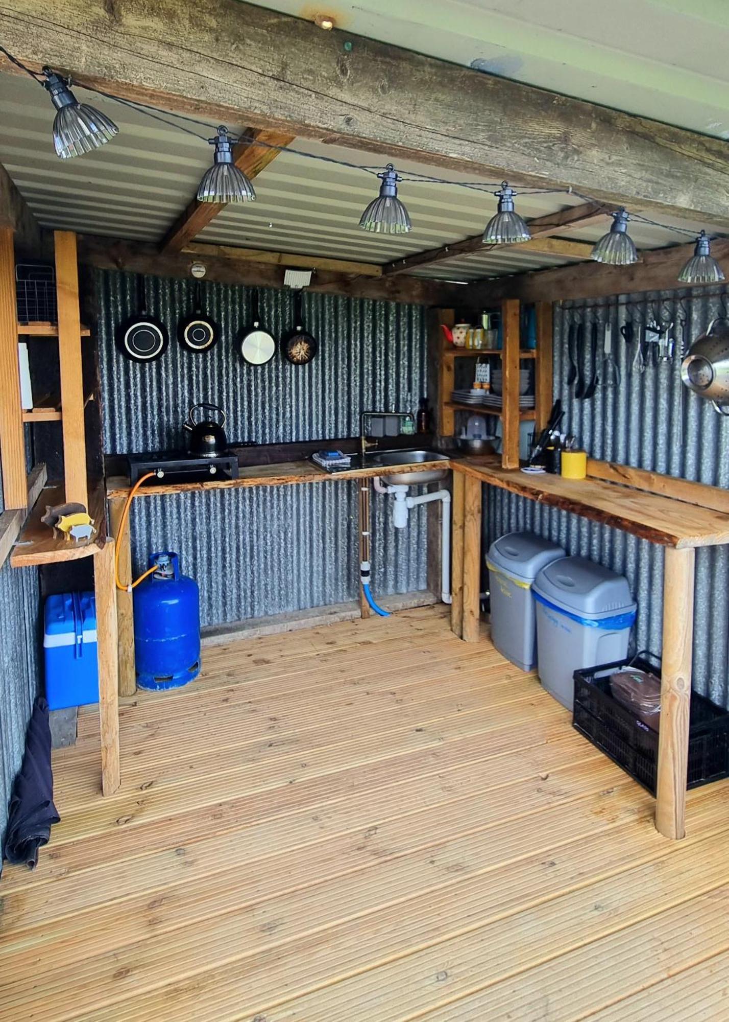 Bronfelen Yurt Cynghordy